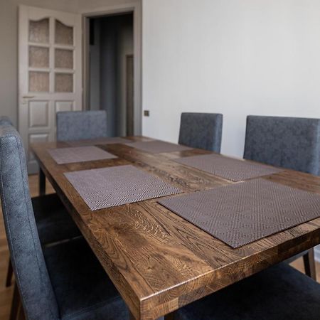 3 Room Apartments On Galytska Lviv Luaran gambar